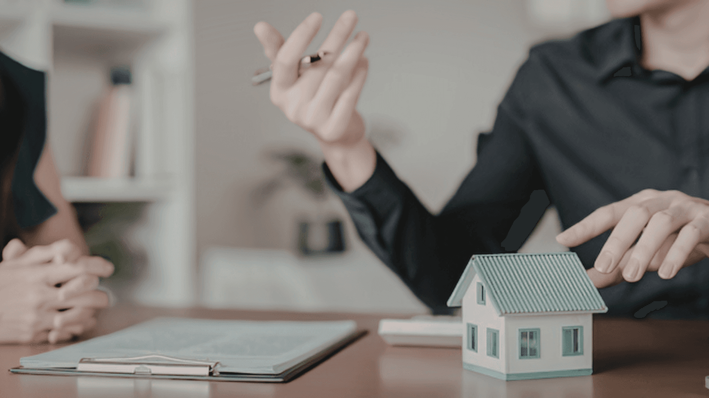 Reviewing a strata inspection report
